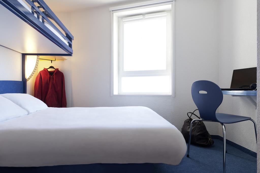 Ibis Budget Orly Chevilly Tram 7 Vitry-sur-Seine Phòng bức ảnh
