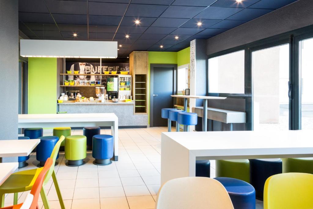 Ibis Budget Orly Chevilly Tram 7 Vitry-sur-Seine Ngoại thất bức ảnh