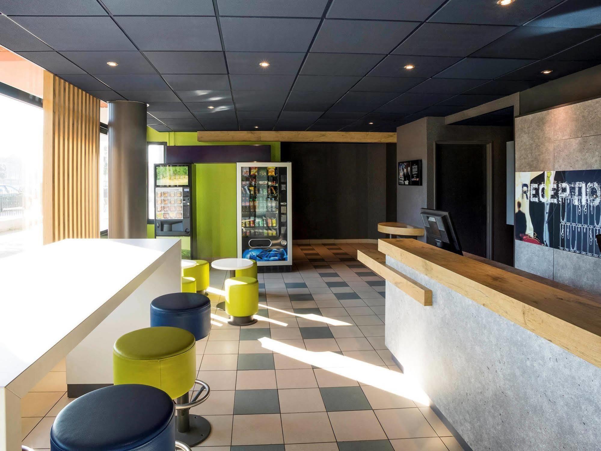Ibis Budget Orly Chevilly Tram 7 Vitry-sur-Seine Ngoại thất bức ảnh
