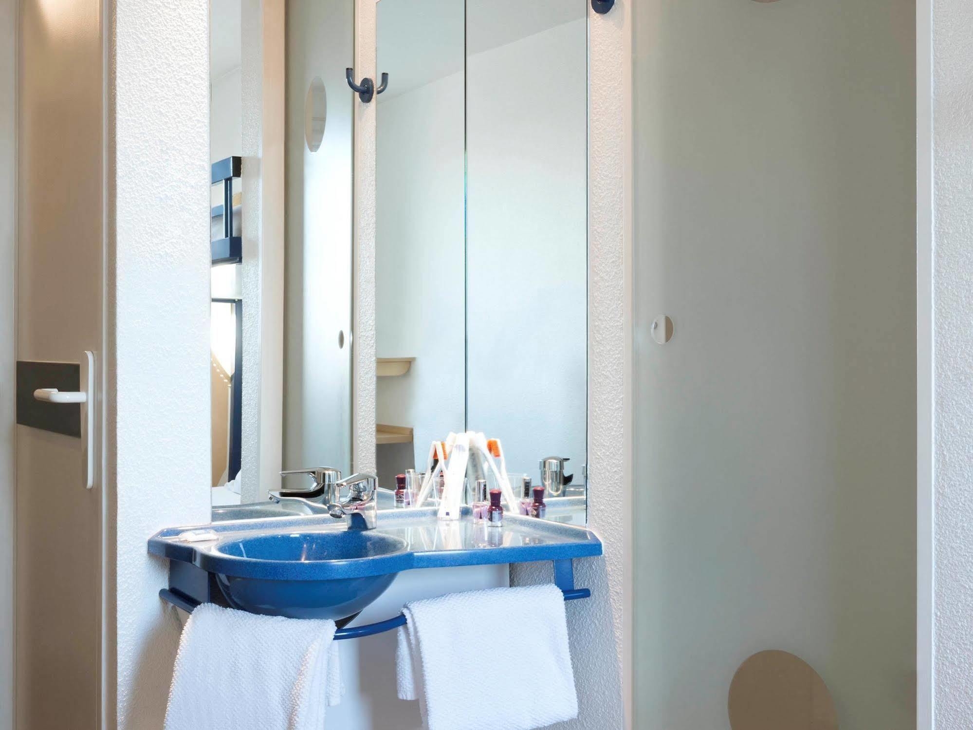 Ibis Budget Orly Chevilly Tram 7 Vitry-sur-Seine Ngoại thất bức ảnh
